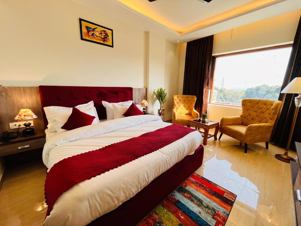Gange Blossam Resort, Харидвар Экстерьер фото